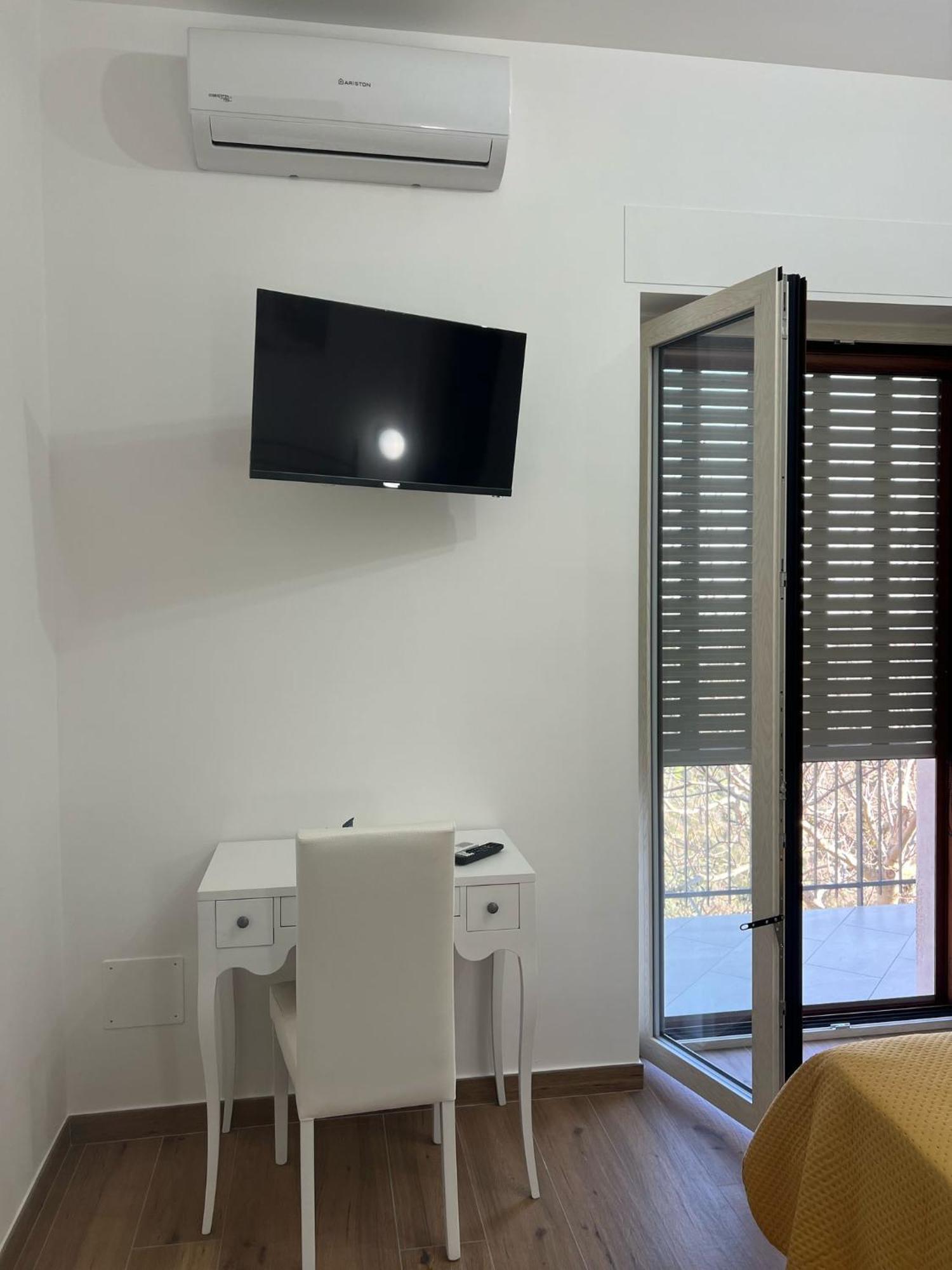 Dente Di Leone Ξενοδοχείο San Mauro Cilento Εξωτερικό φωτογραφία